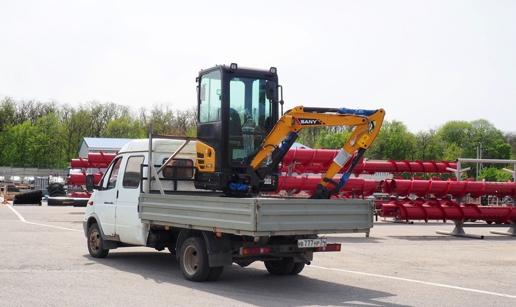 Мини-экскаваторы Sany