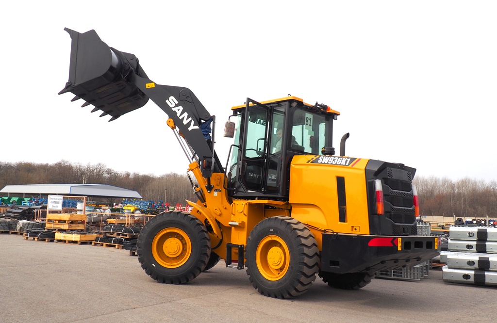 Фронтальный погрузчик Sany
