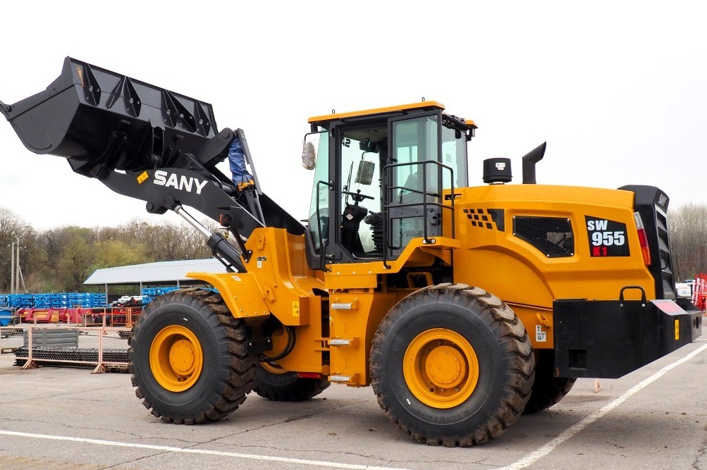 Фронтальный погрузчик Sany